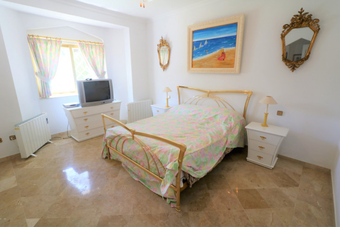 Qlistings House - Villa in Marbella, Costa del Sol image 3